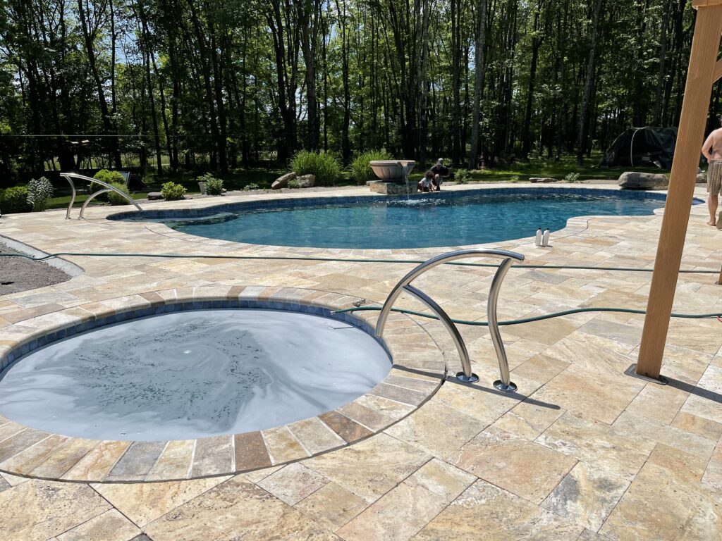 Travertine Scabos Patio and Coping