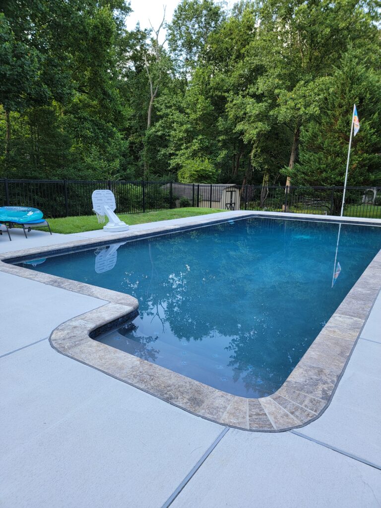 Travertine Silver Long 24x12 French Gray Plaster